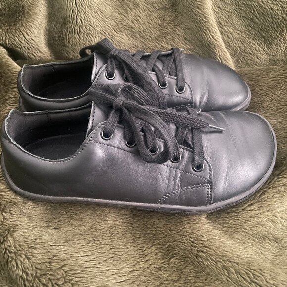 Be Lenka Prime 2.0 Black Leather Barefoot Laceup Sneaker - Picture 1 of 7